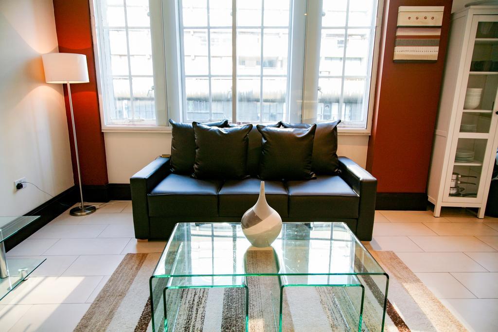 Club Living - Barbican Apartments Londýn Pokoj fotografie